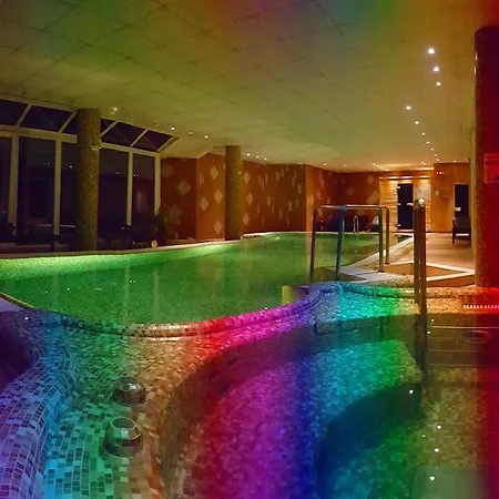 Fonix Club & Wellness 3*