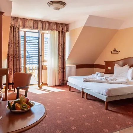 Fonix Club & Wellness 3*