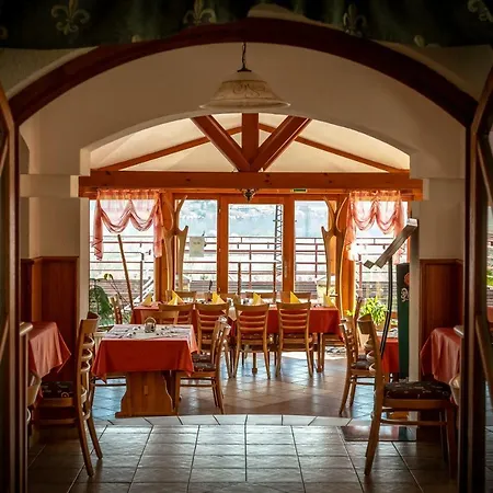 Fonix Club & Wellness 3* Hévíz