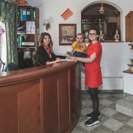 Fonix Club & Wellness شقة فندقية Hévíz