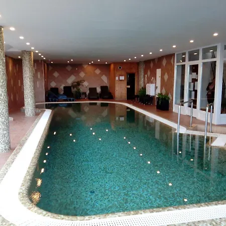 شقة فندقية Fonix Club & Wellness