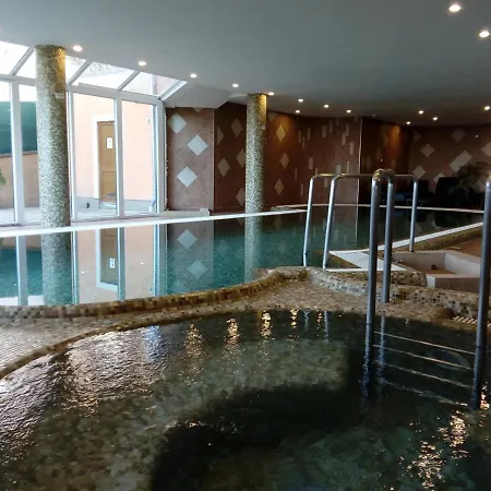 Fonix Club & Wellness 3* Hévíz